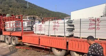 毕节 芝麻灰花岗岩光面毛板出货日常