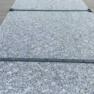毕节 芝麻黑火烧面毛板，条板，半成品