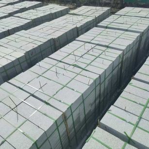 毕节 芝麻白1.8公分火烧300*600地铺，清仓大甩卖