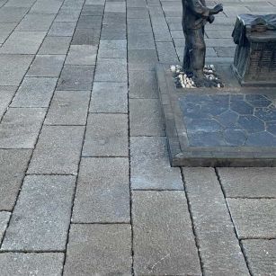 毕节仿古石铺装效果