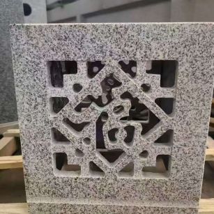 毕节 芝麻白花岗岩镂空雕花灯笼