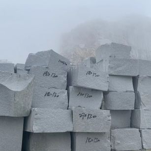 毕节芝麻白花岗石