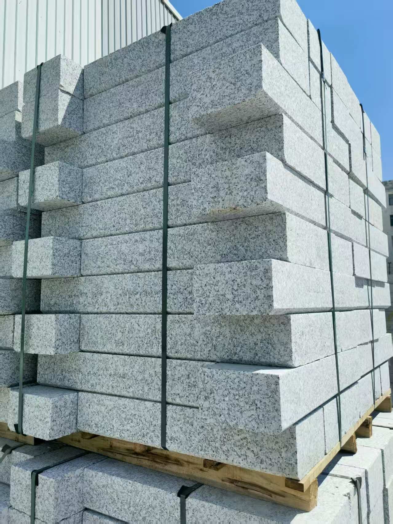 毕节 路沿石颜色均匀、尺寸标准