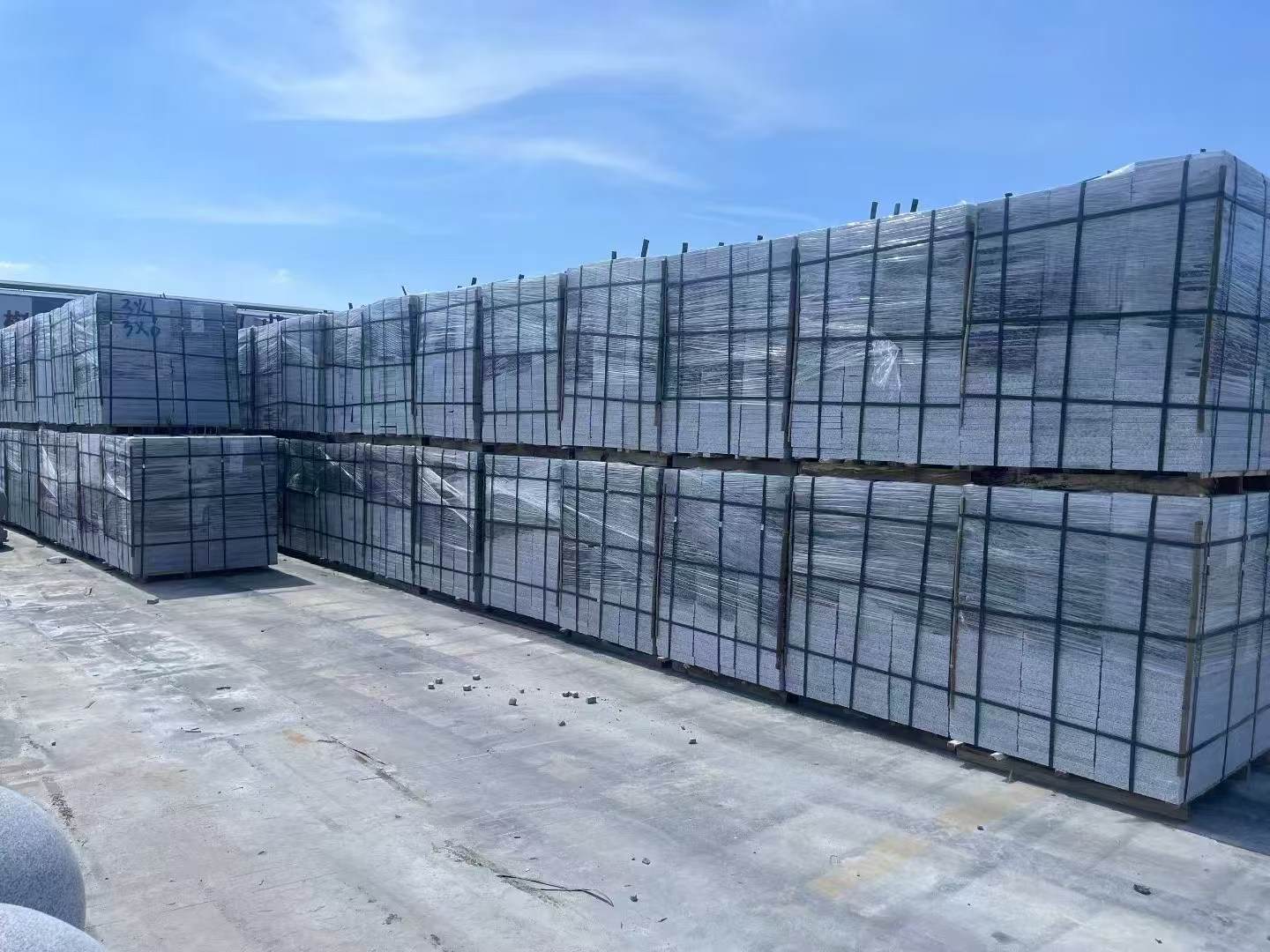 毕节 芝麻白火烧成品300*600地铺料，大量现货，物美价廉