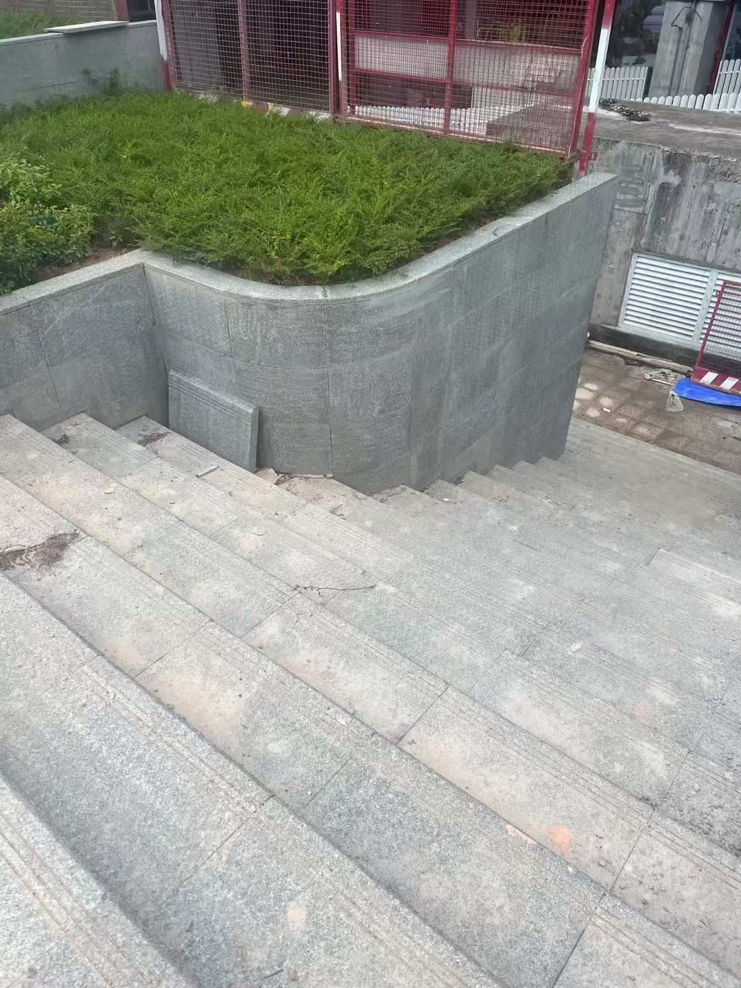 毕节 芝麻黑火烧面铺装案例