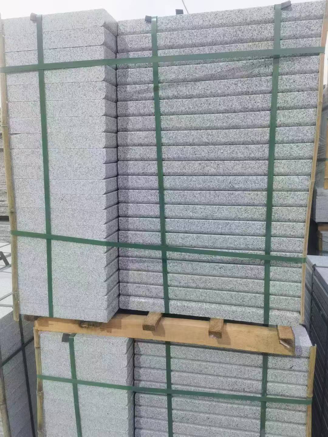 毕节 5公分芝麻白，倒斜角，室外楼梯踏步