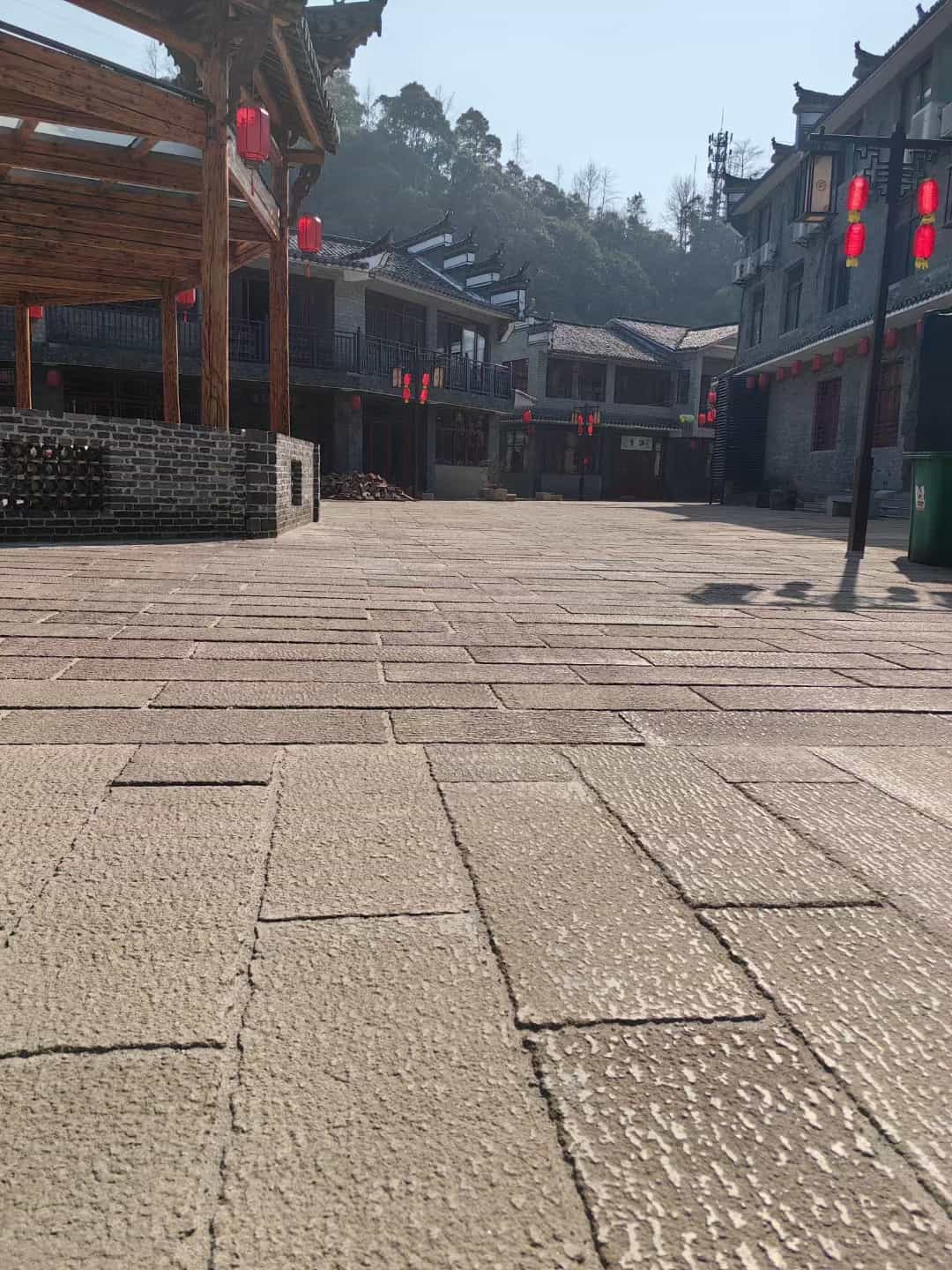 毕节仿古石铺装效果