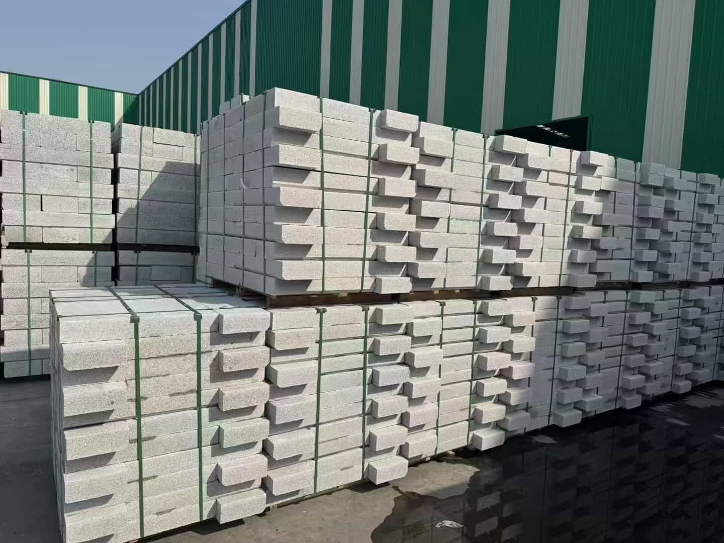 毕节芝麻白路沿石