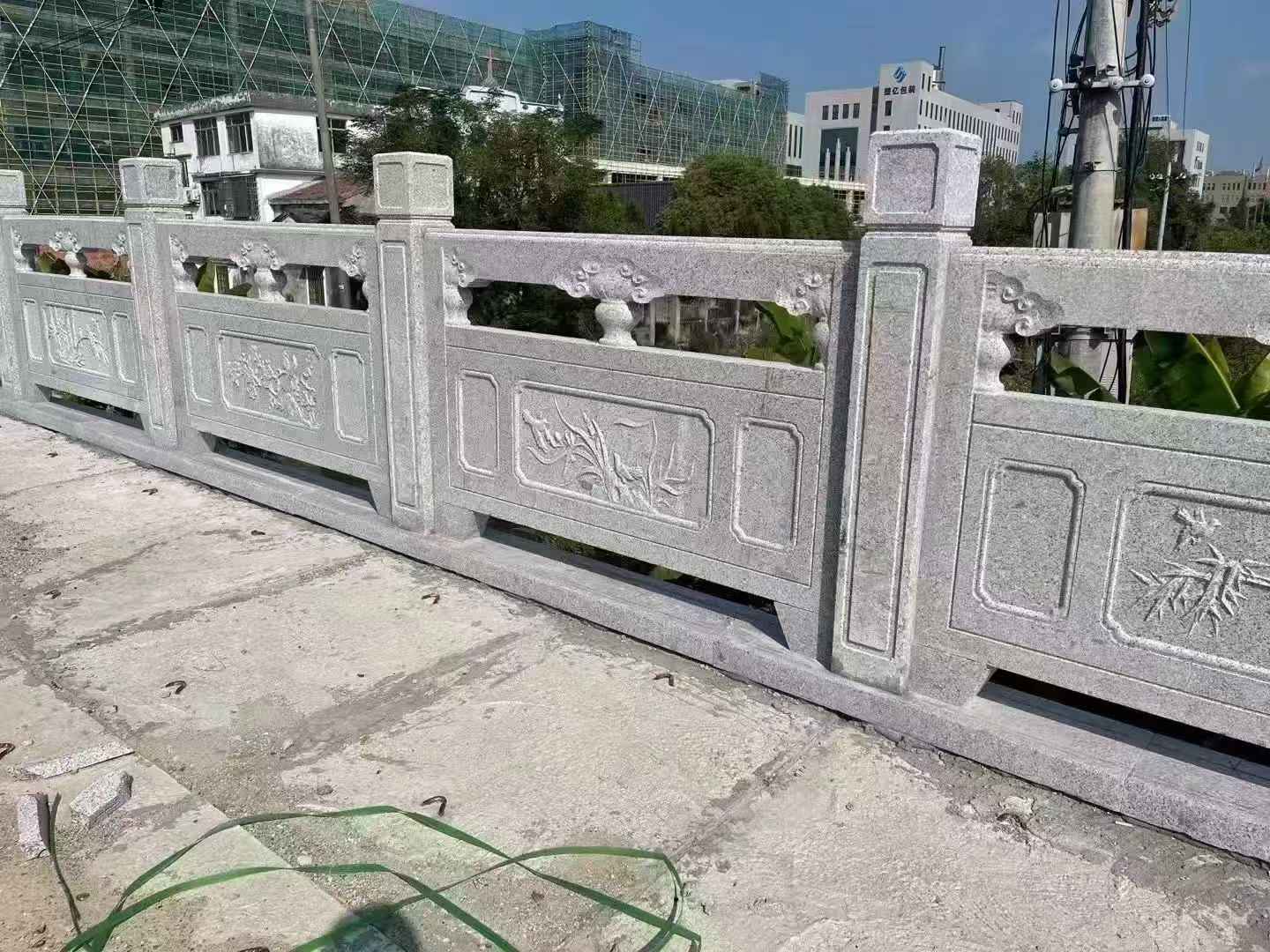 毕节 芝麻白栏杆