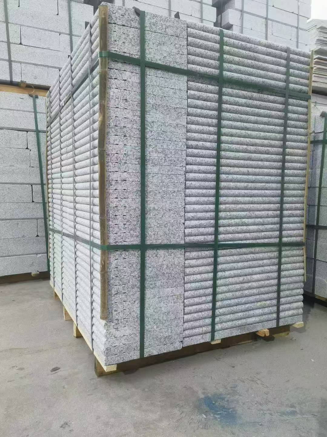 毕节 芙蓉白3公分厚磨圆边、拉槽，楼梯踏步