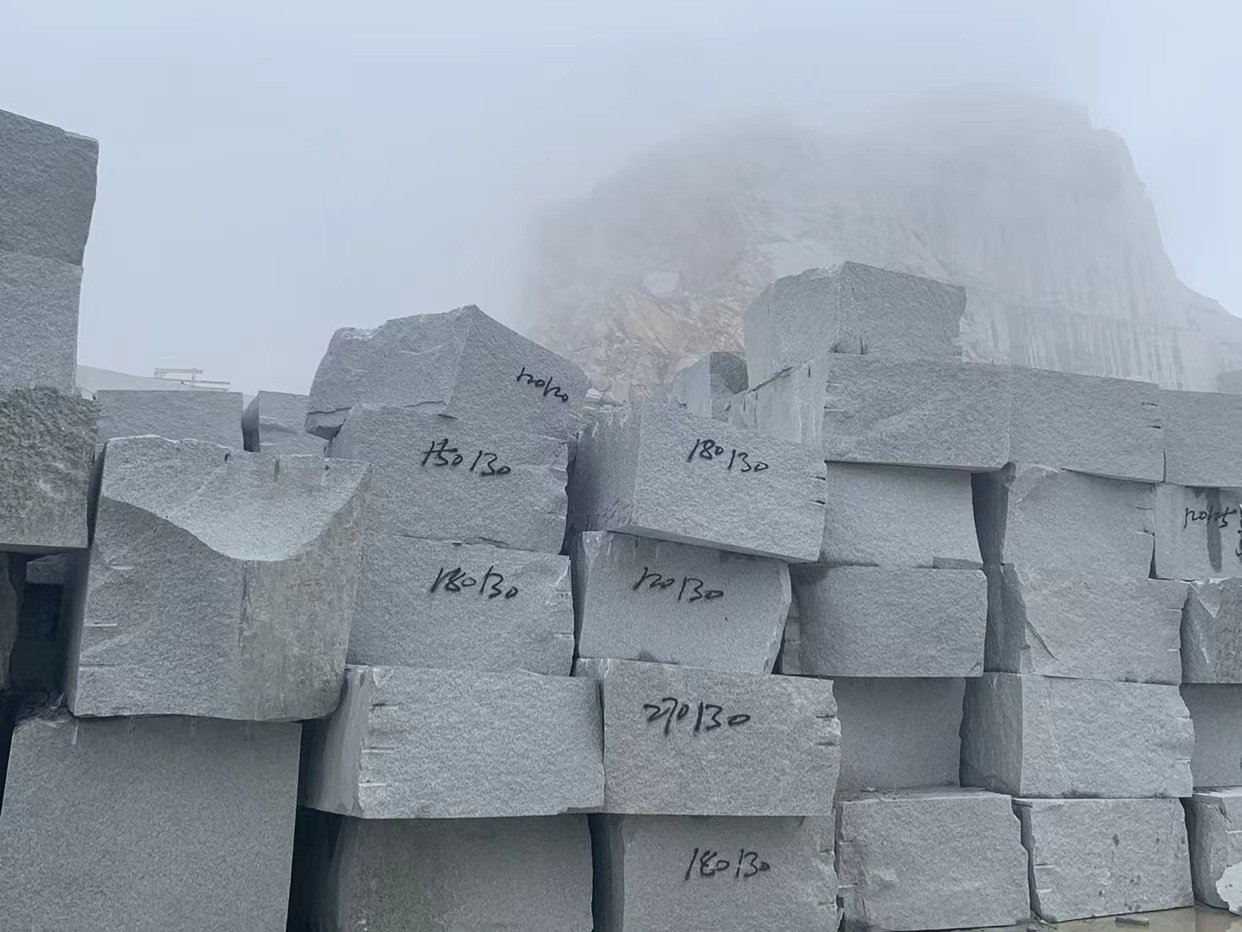 毕节芝麻白花岗石